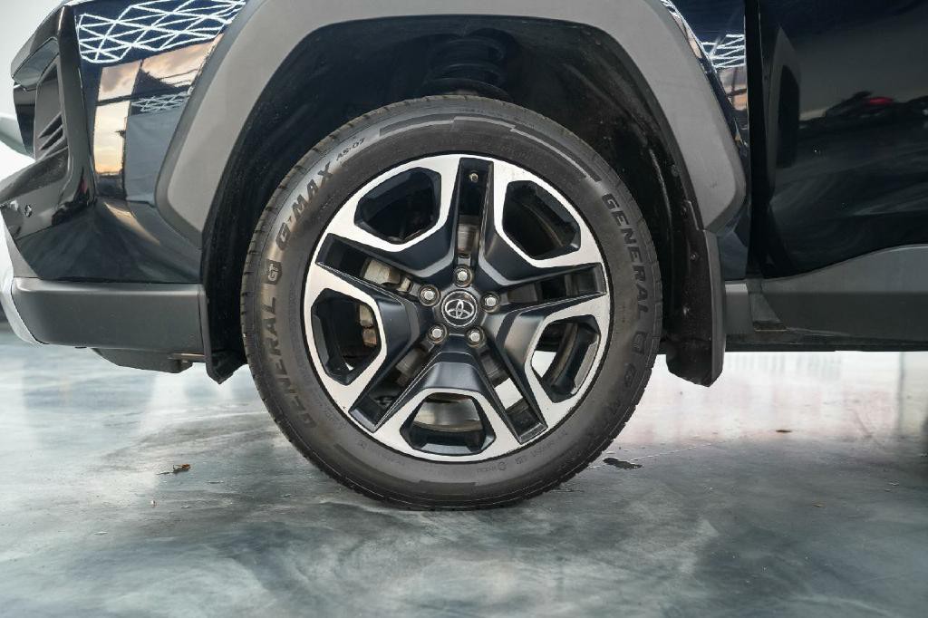 2019 Toyota Rav4 Image 19