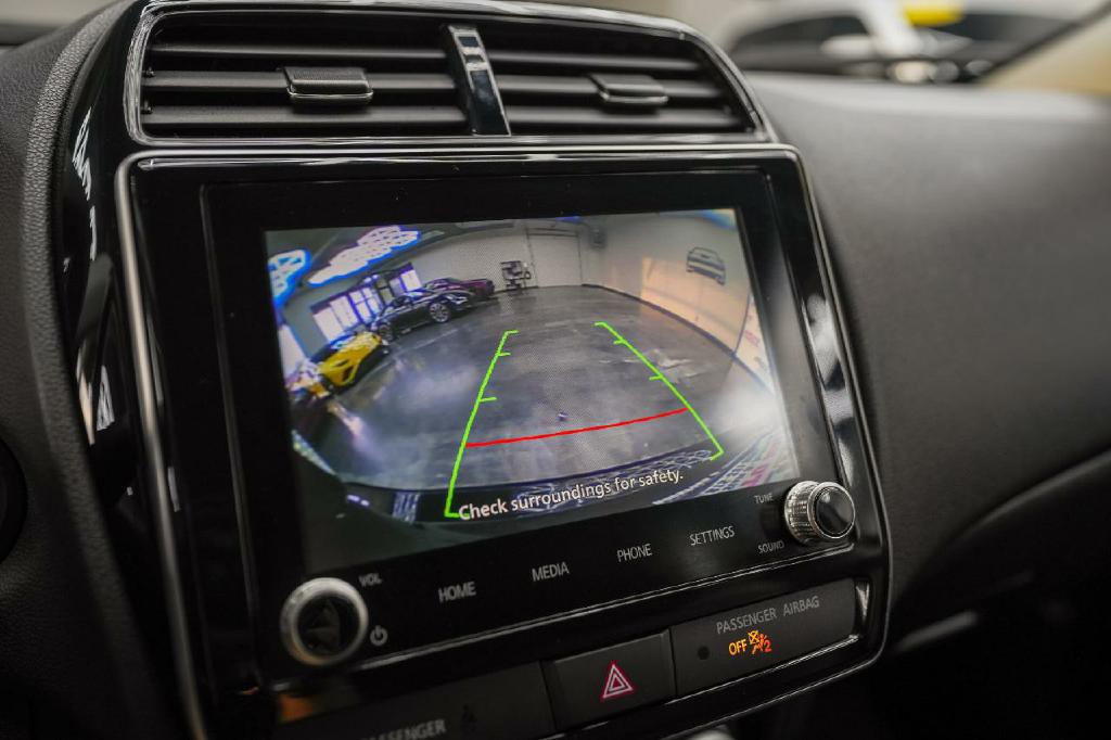 2024 Mitsubishi Outlander Image 16