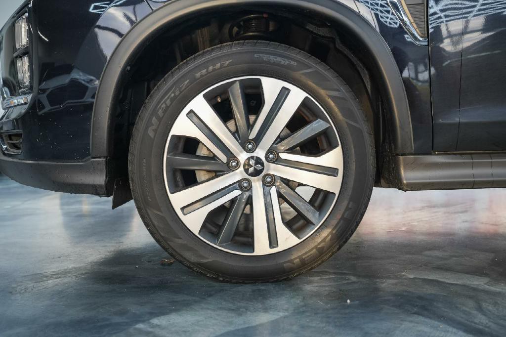 2024 Mitsubishi Outlander Image 19