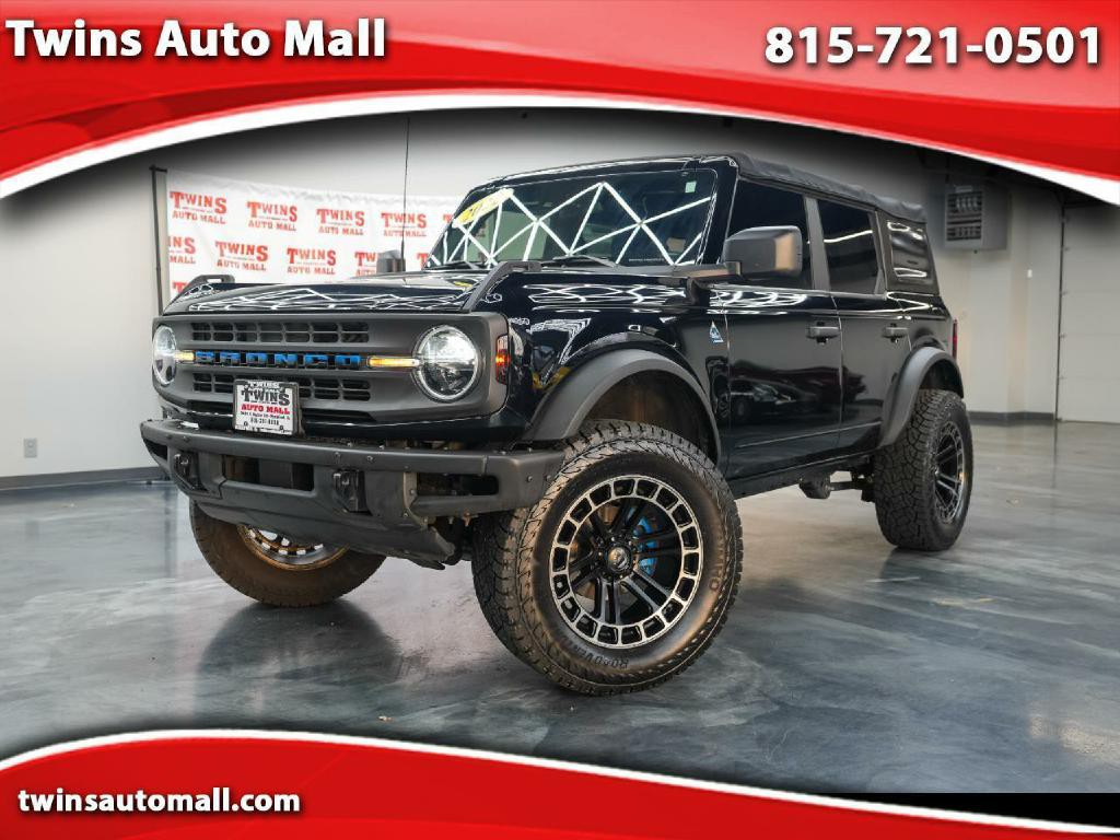 2022 Ford Bronco Image 1