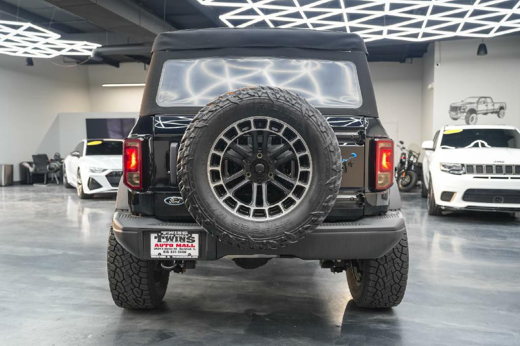 2022 Ford Bronco Image 5
