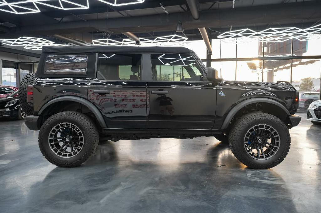 2022 Ford Bronco Image 7