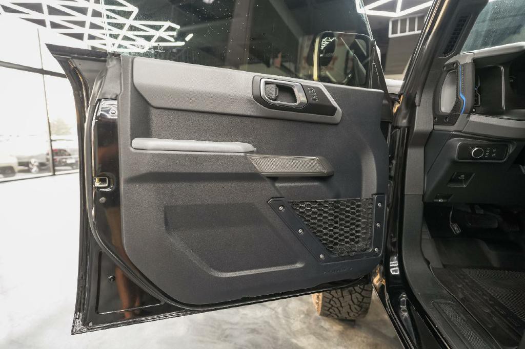 2022 Ford Bronco Image 10