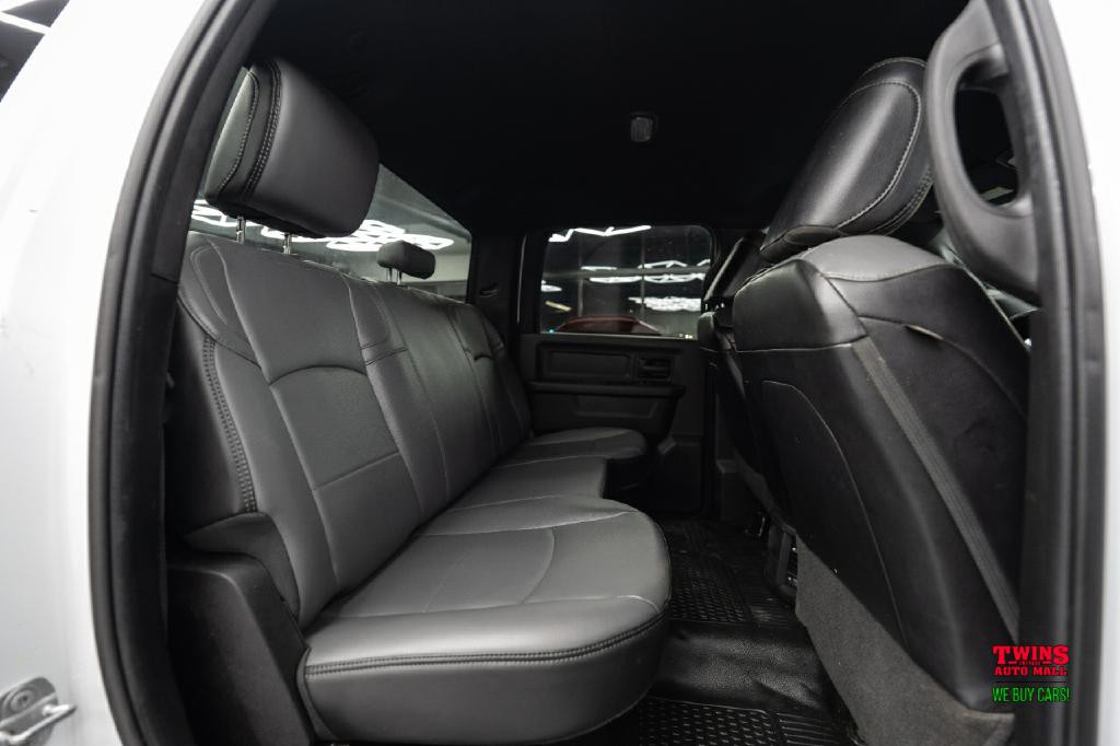 2023 RAM 3500 Image 14