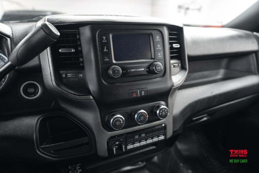 2023 RAM 3500 Image 19
