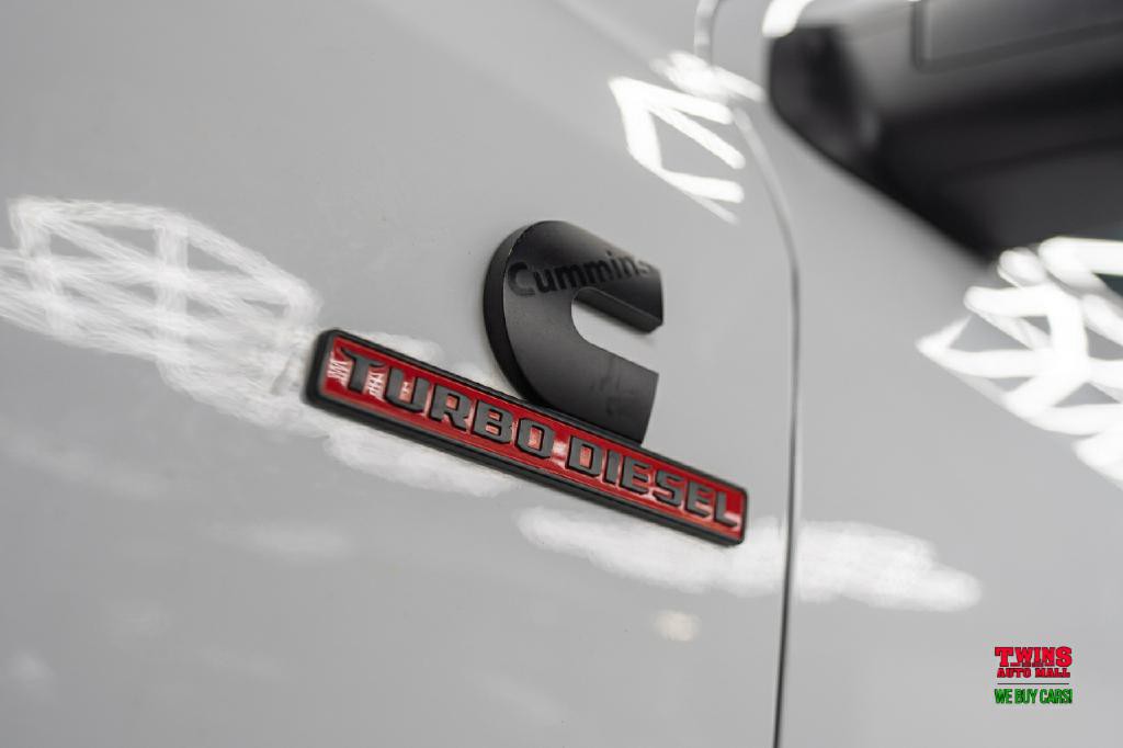 2023 RAM 3500 Image 24