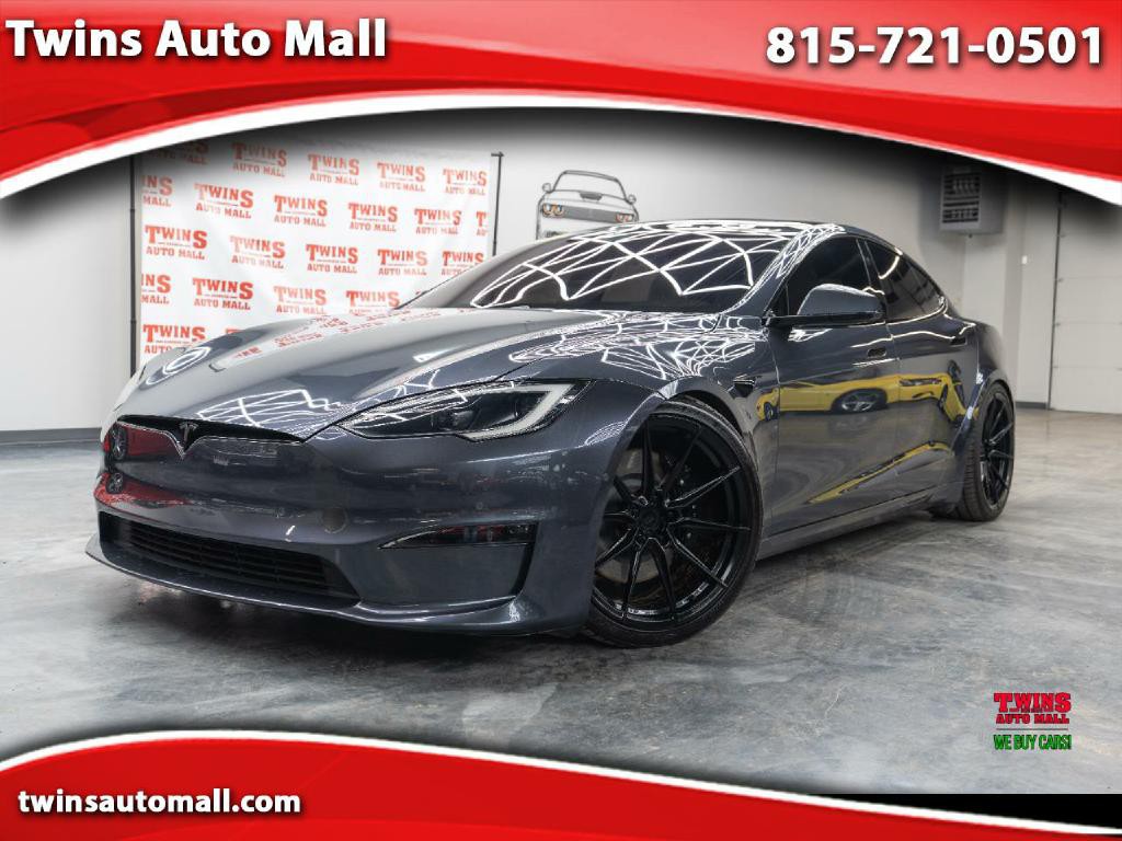 2022 Tesla Model S Image 1