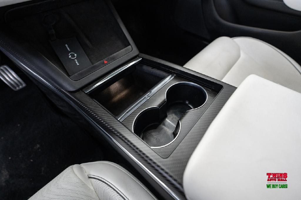 2022 Tesla Model S Image 20