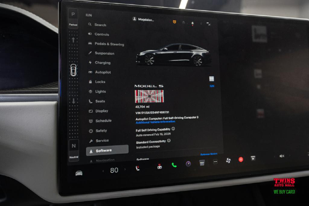 2022 Tesla Model S Image 22