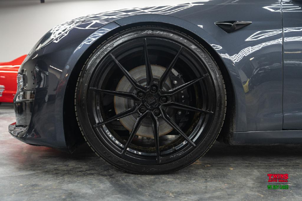 2022 Tesla Model S Image 26