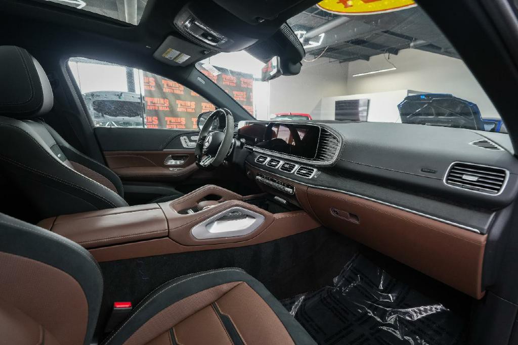 2024 Mercedes-Benz GLE-Class Image 17