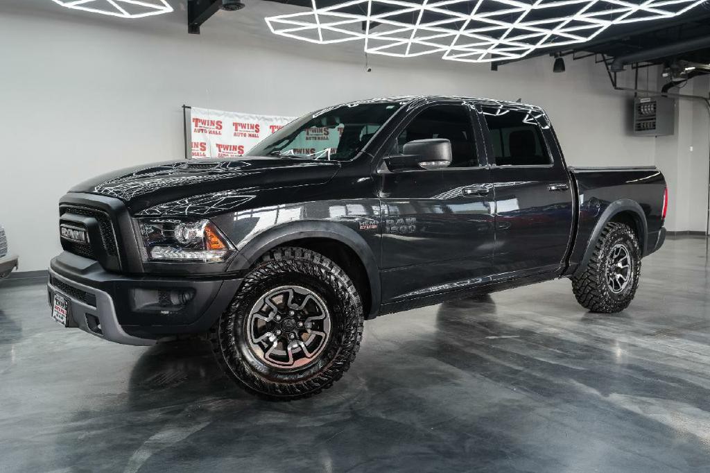2016 RAM 1500 Image 2