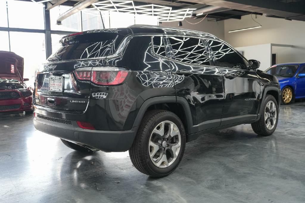 2018 Jeep Compass Image 6