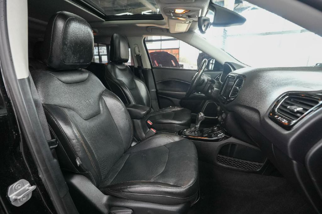 2018 Jeep Compass Image 16