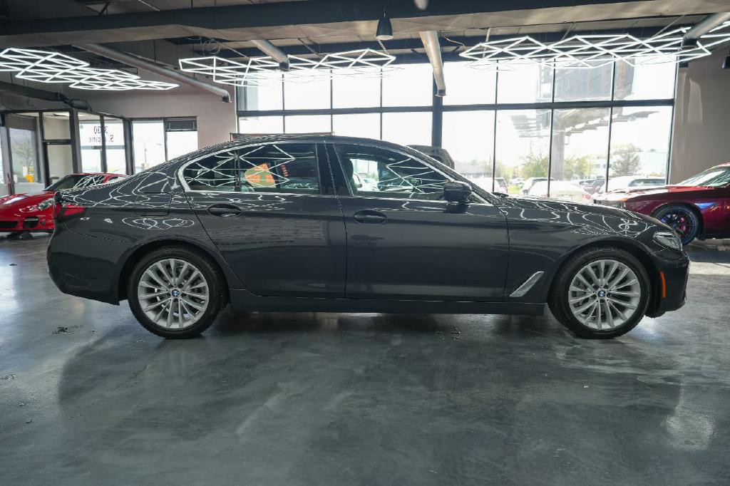 2021 BMW 5 Series Image 7