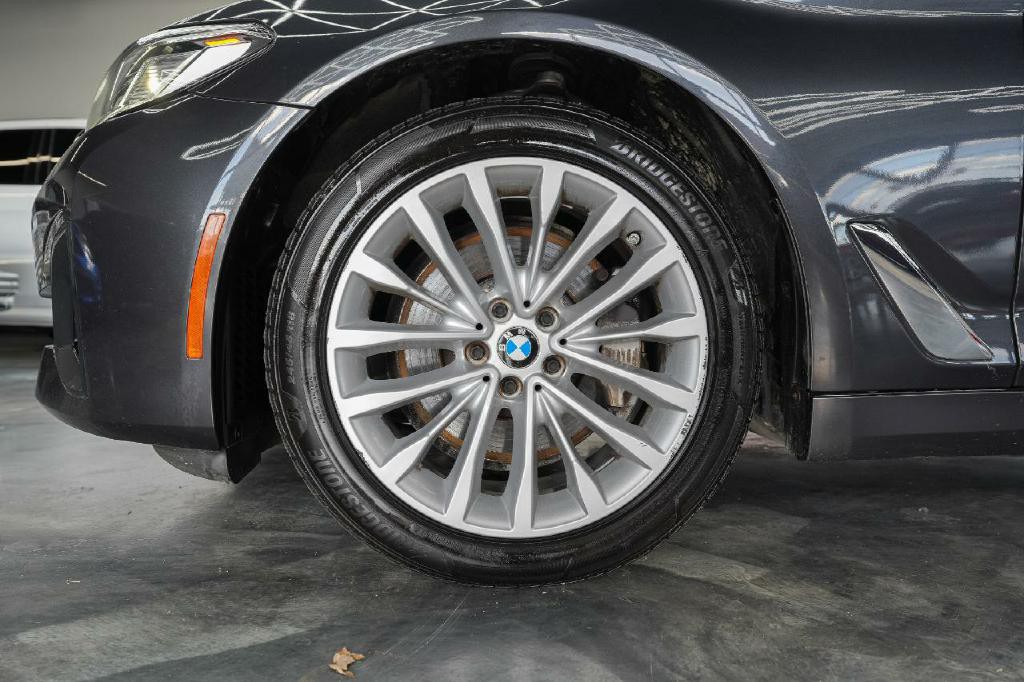 2021 BMW 5 Series Image 23