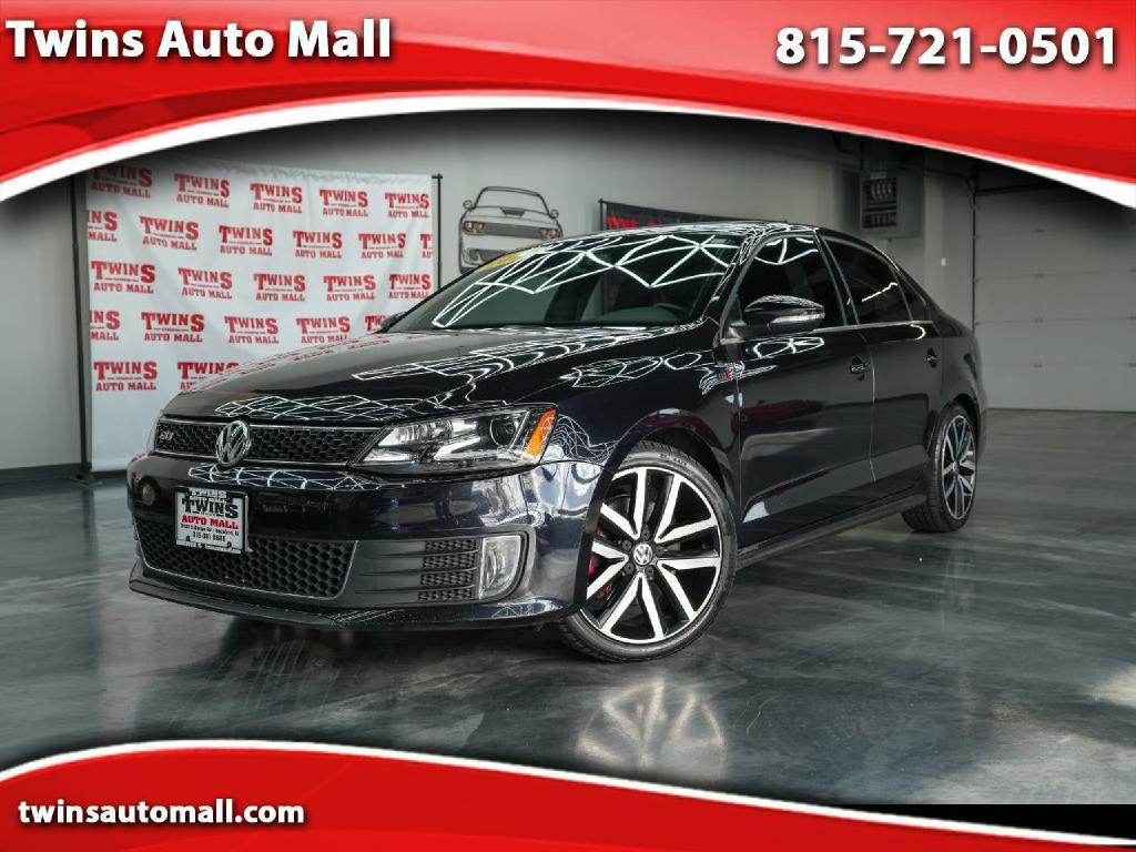 2013 Volkswagen Jetta Image 1