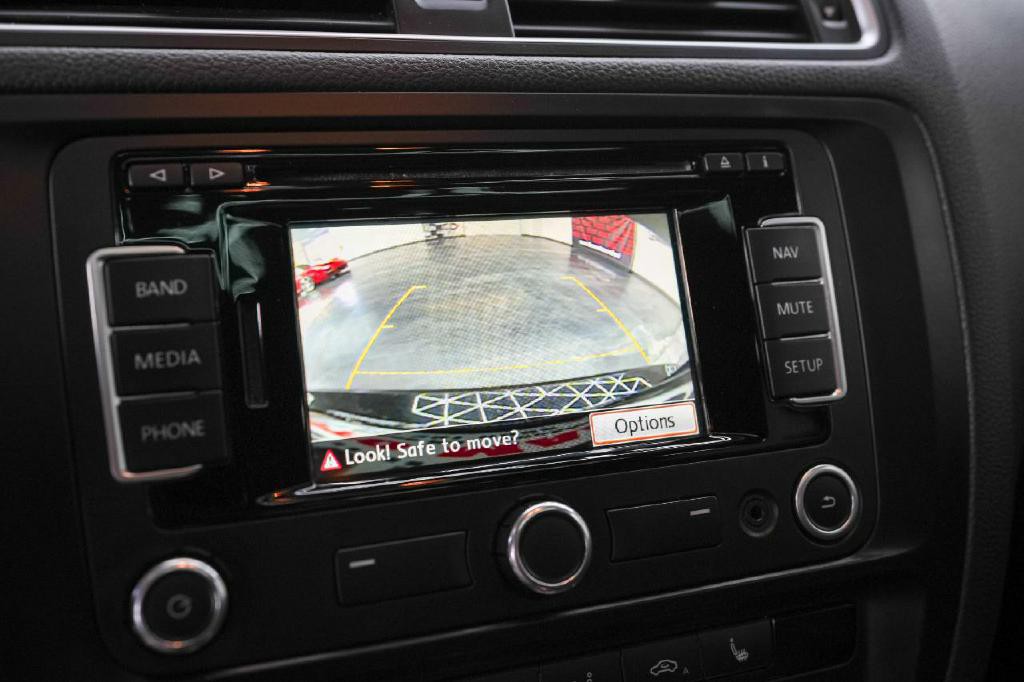 2013 Volkswagen Jetta Image 18
