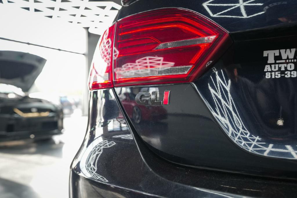 2013 Volkswagen Jetta Image 23