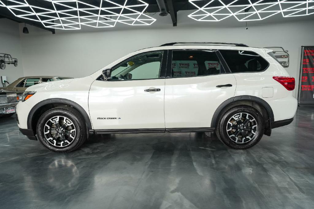 2020 Nissan Pathfinder Image 3