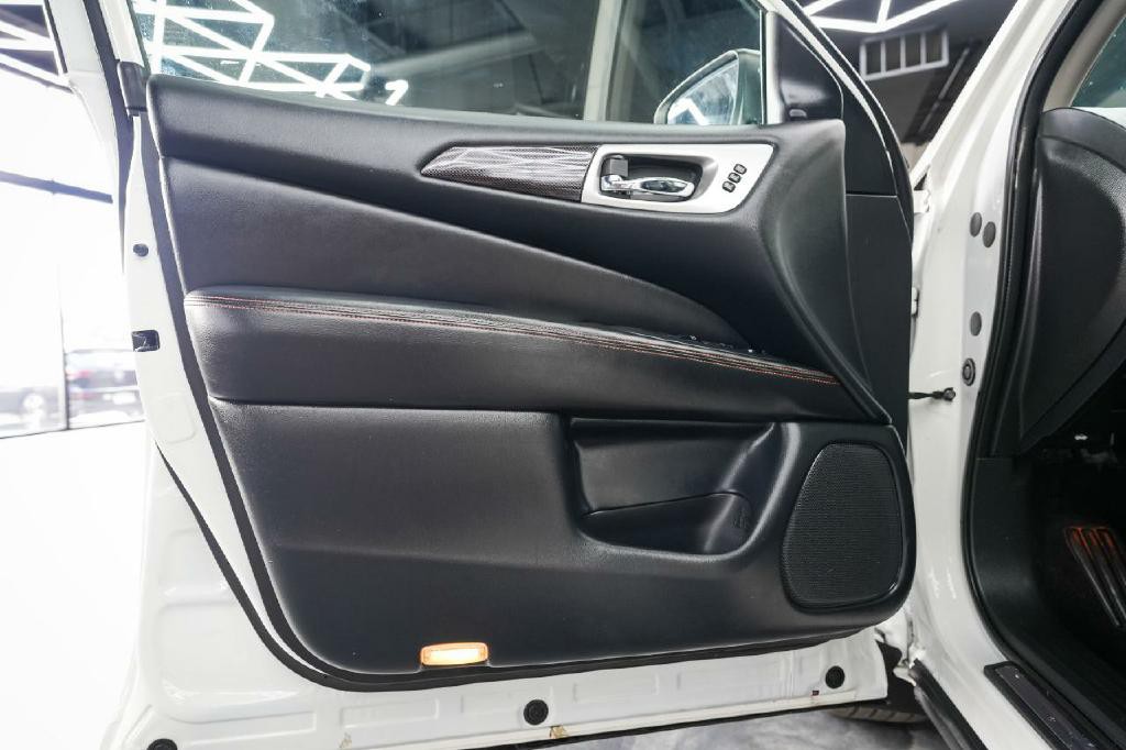 2020 Nissan Pathfinder Image 10