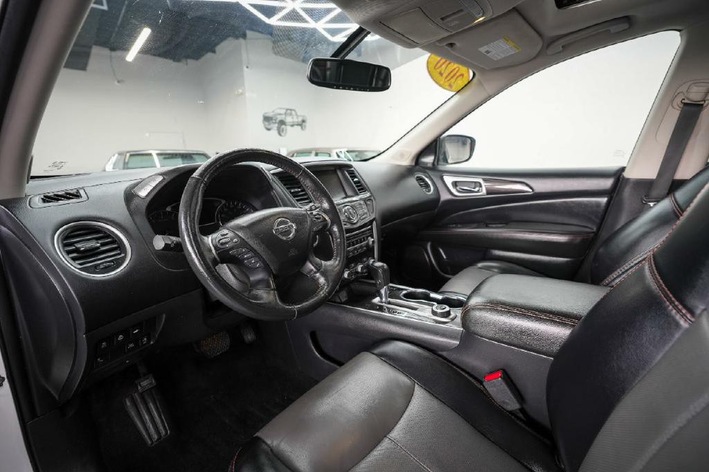 2020 Nissan Pathfinder Image 11