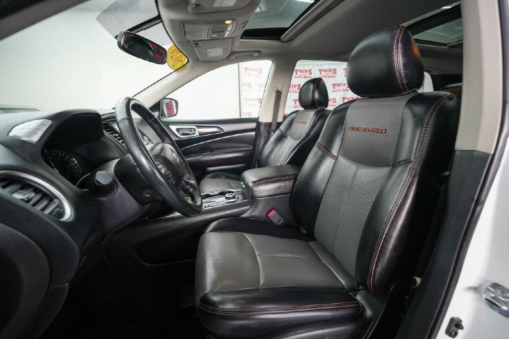 2020 Nissan Pathfinder Image 12