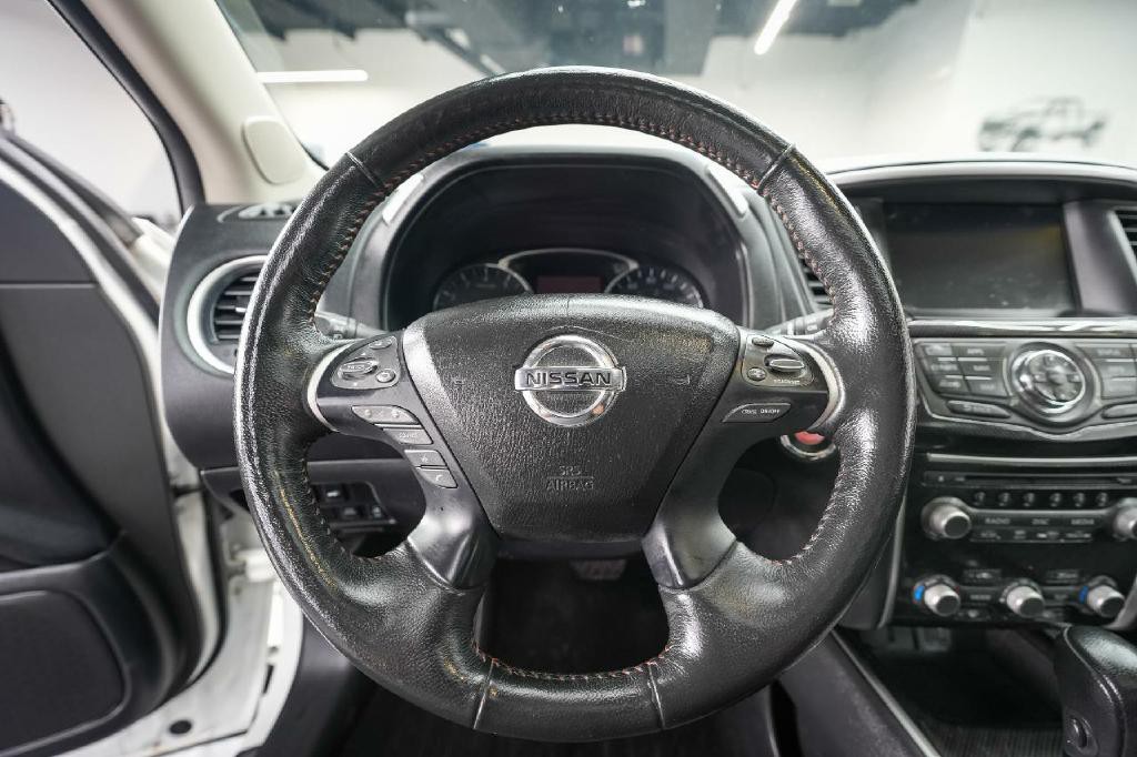 2020 Nissan Pathfinder Image 17