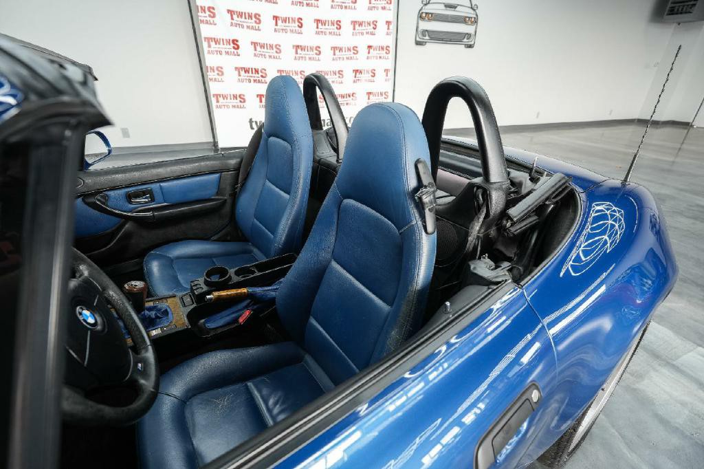 2002 BMW Z3 Image 21