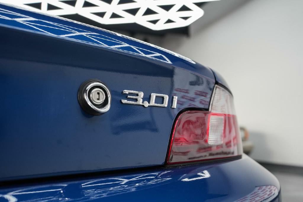 2002 BMW Z3 Image 25