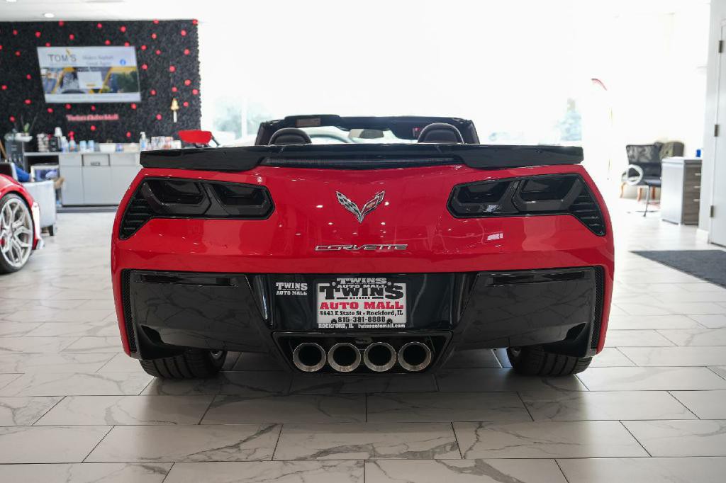 2015 Chevrolet Corvette Image 5