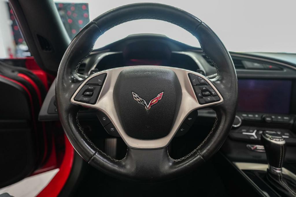 2015 Chevrolet Corvette Image 15