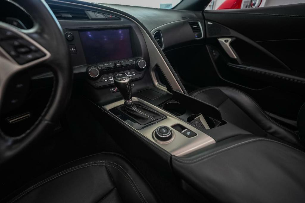 2015 Chevrolet Corvette Image 17