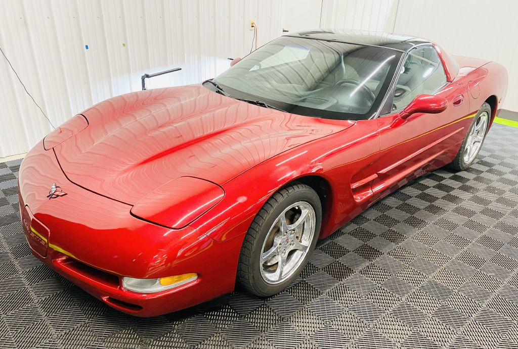 2004 Chevrolet Corvette Image 3