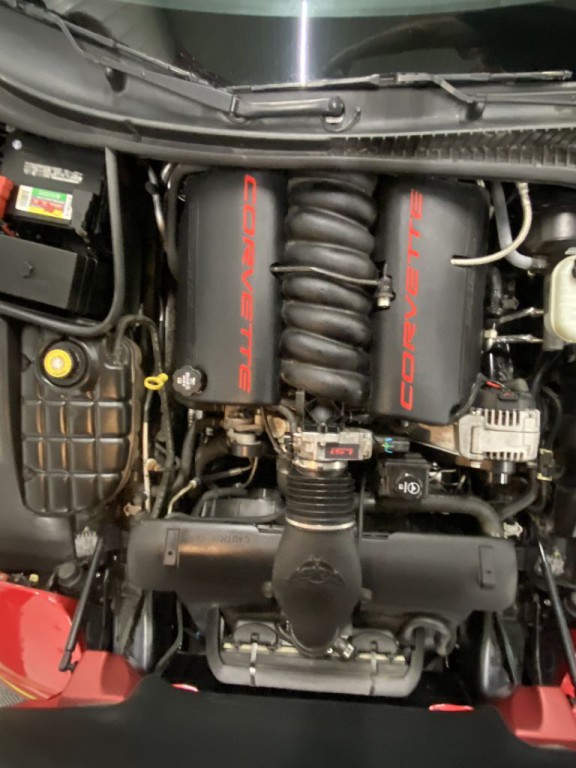 2004 Chevrolet Corvette Image 31