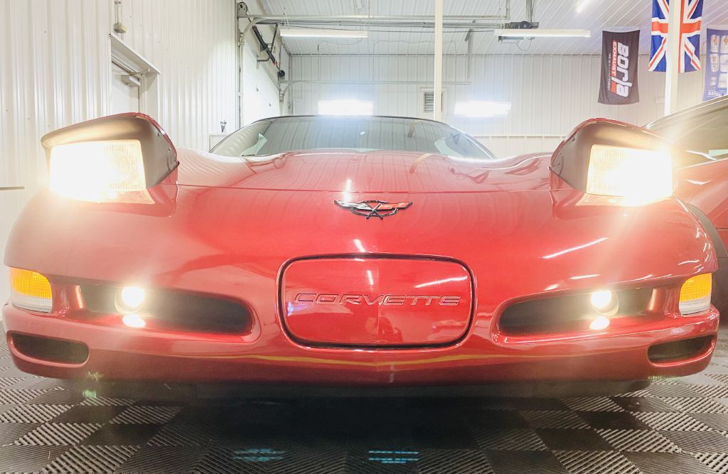 2004 Chevrolet Corvette Image 33