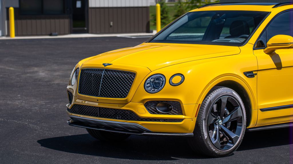 2019 Bentley Bentayga Image 3