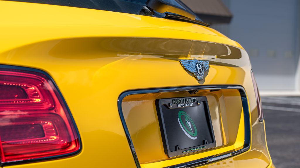 2019 Bentley Bentayga Image 15