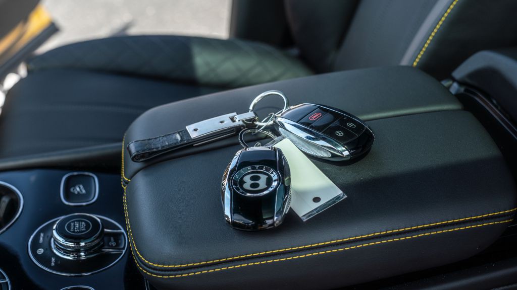 2019 Bentley Bentayga Image 19