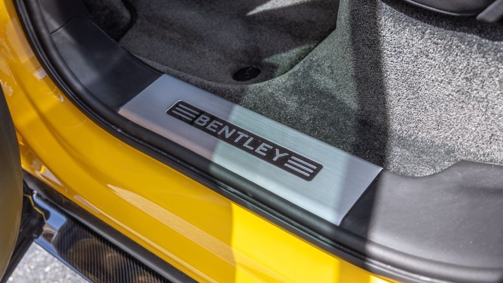2019 Bentley Bentayga Image 22