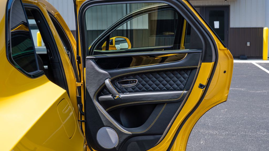2019 Bentley Bentayga Image 39