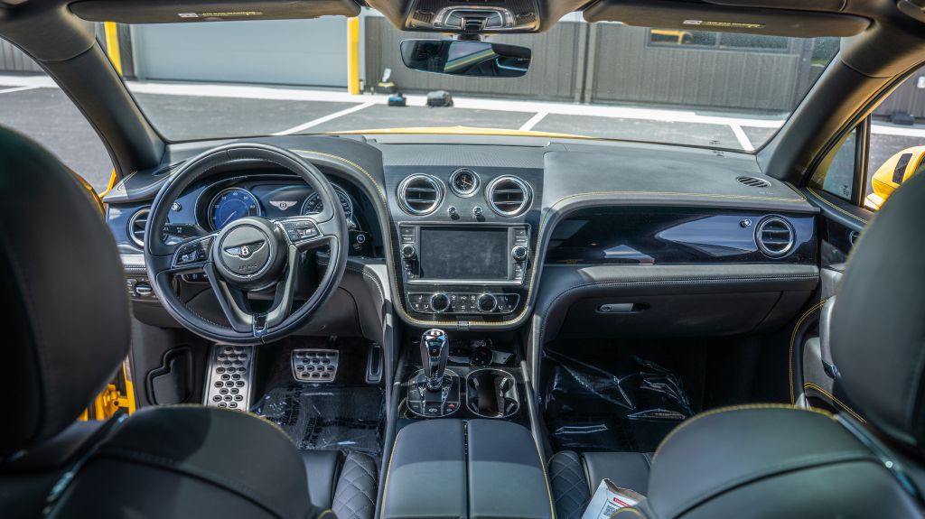 2019 Bentley Bentayga Image 45