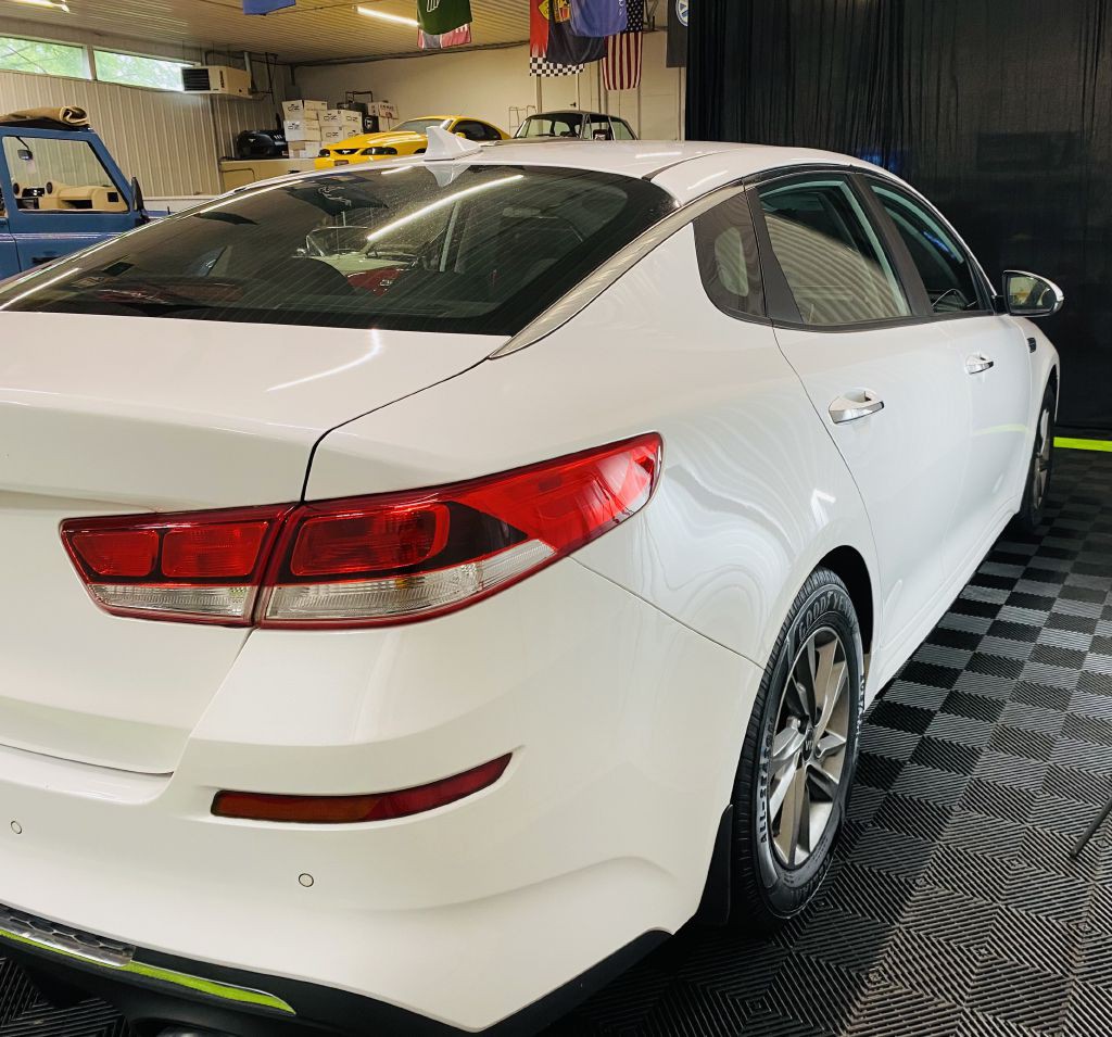 2019 Kia Optima Image 5