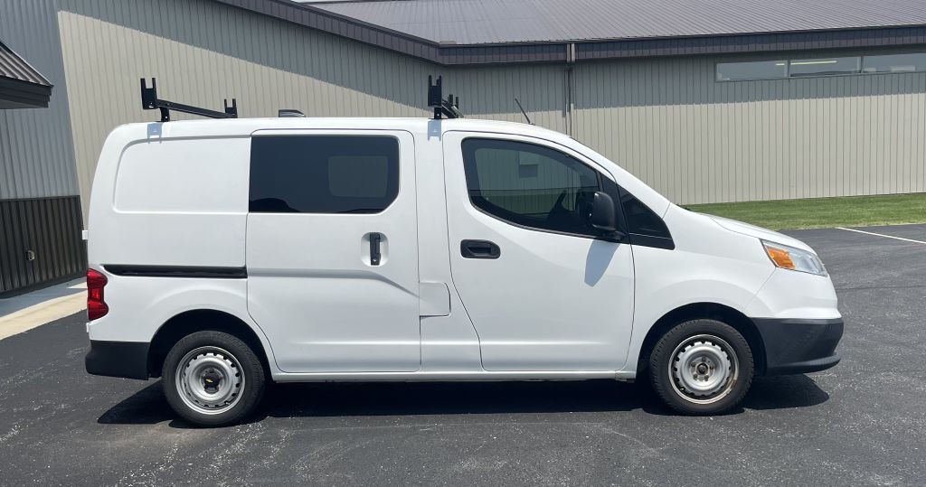 2016 Chevrolet Express Image 6