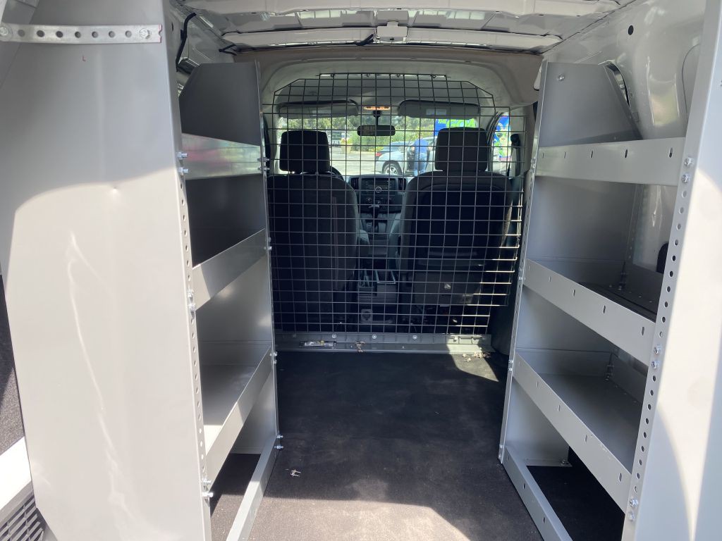 2016 Chevrolet Express Image 12