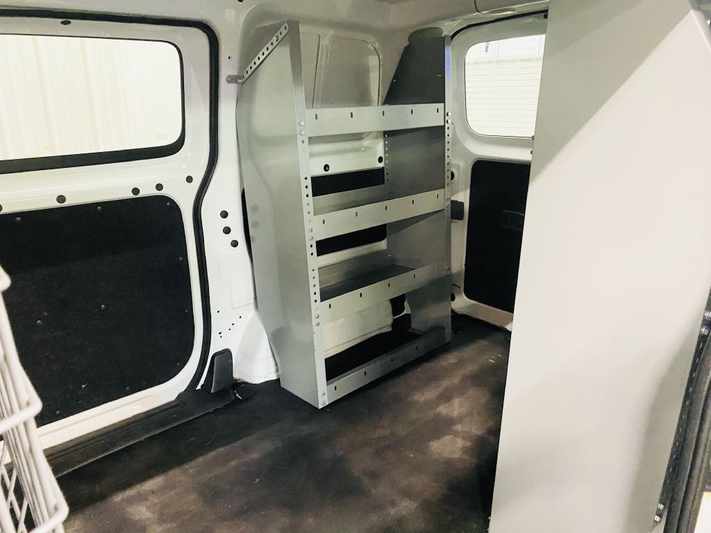 2016 Chevrolet Express Image 29