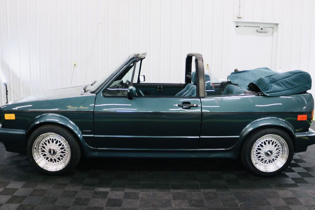 1991 Volkswagen Cabriolet Image 2