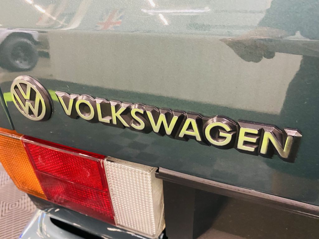 1991 Volkswagen Cabriolet Image 31
