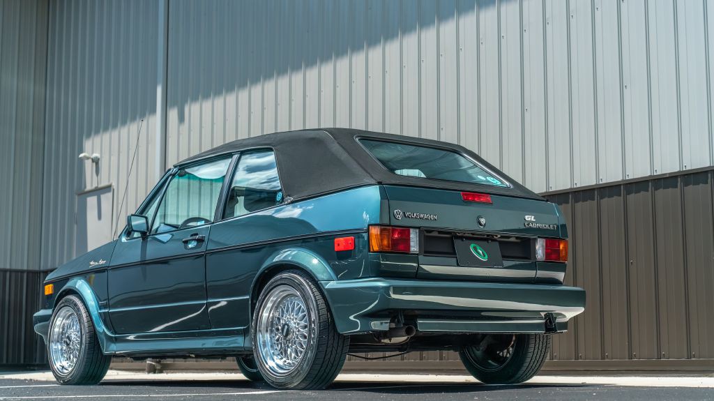 1991 Volkswagen Cabriolet Image 4