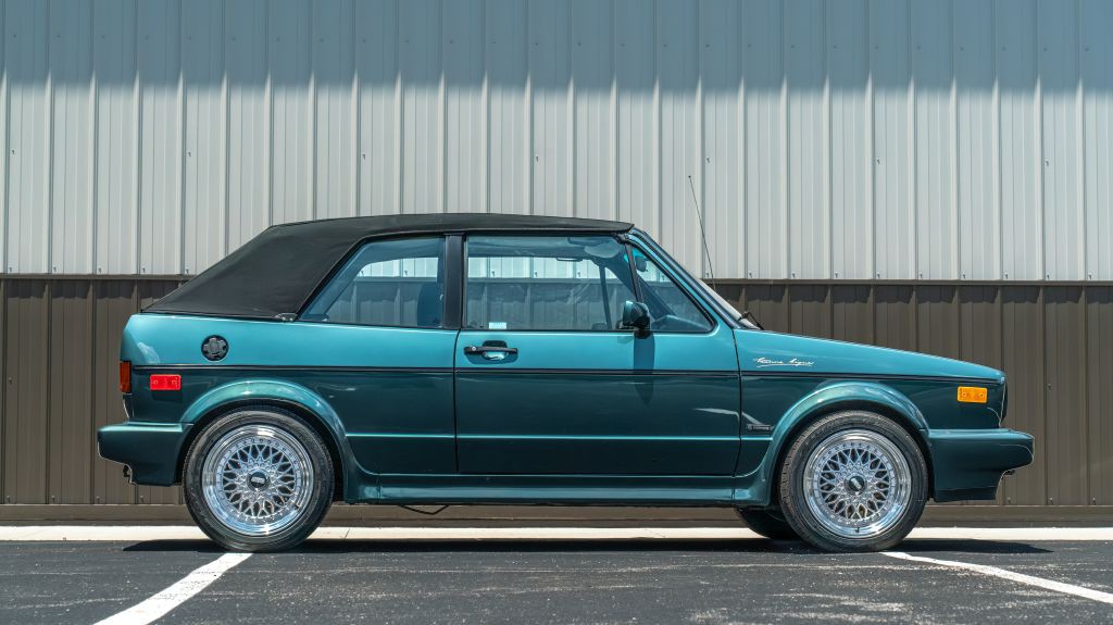 1991 Volkswagen Cabriolet Image 12